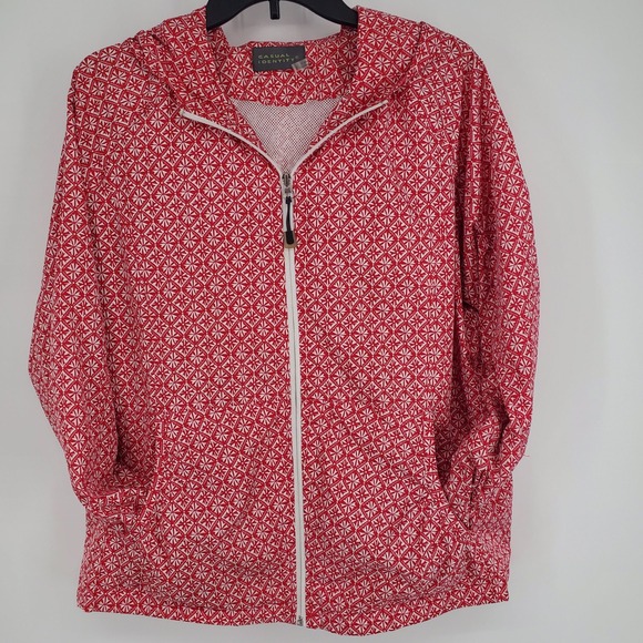 Casual Identity Jackets & Blazers - Casual Identity Women's Red Geometric Print Lightweight Windbreaker Jacket